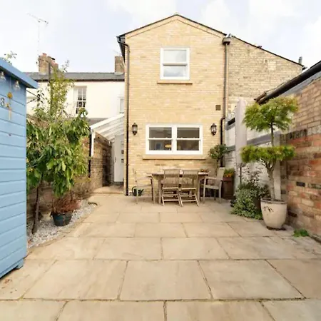 Pass The Keys Centrally Located Modern And Spacious 3 Bed Terrace Cambridge  Exterior photo