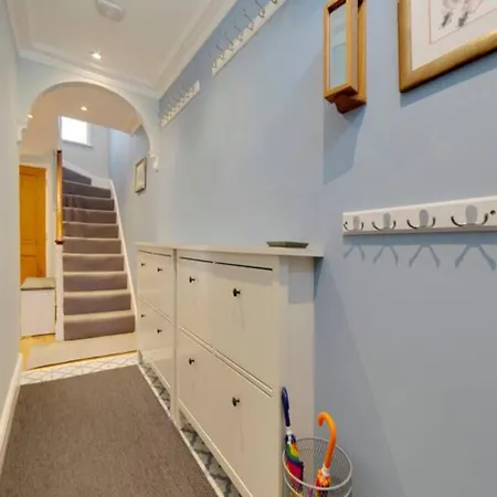 Pass The Keys Centrally Located Modern And Spacious 3 Bed Terrace Cambridge  Exterior photo