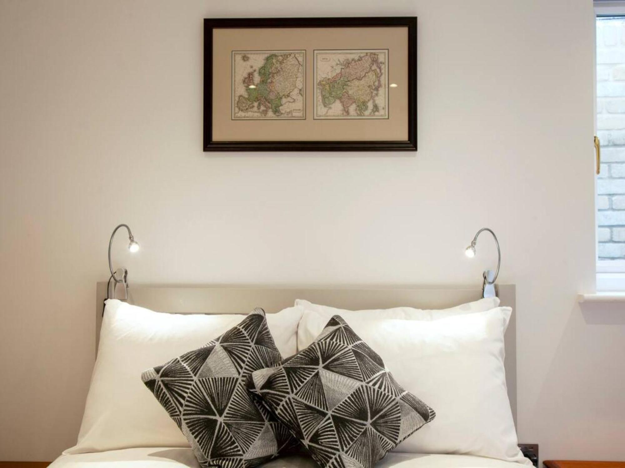 Pass The Keys Centrally Located Modern And Spacious 3 Bed Terrace Casa vacanze CBG