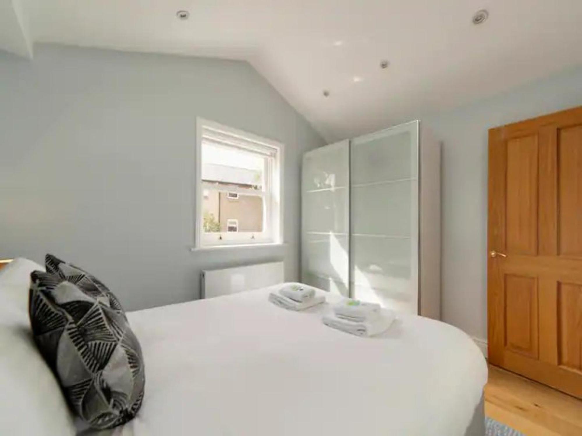 Holiday home Pass The Keys Centrally Located Modern And Spacious 3 Bed Terrace