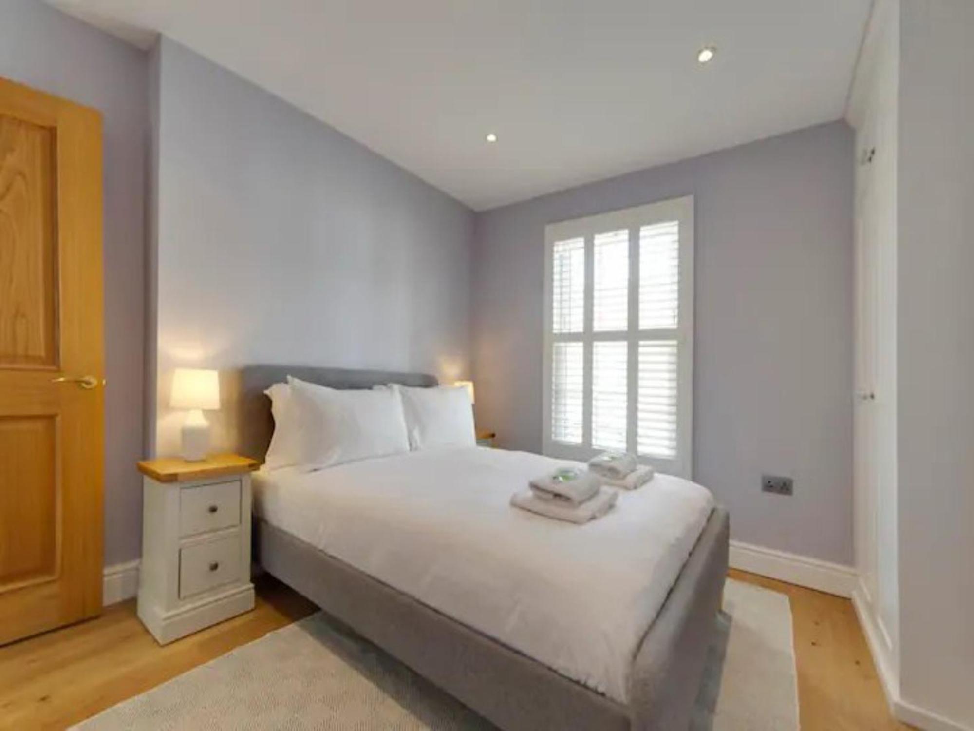 Pass The Keys Centrally Located Modern And Spacious 3 Bed Terrace Cambridge (Cambridgeshire)